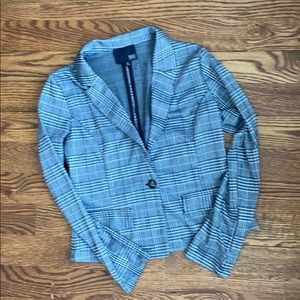 ⭐️3/$5⭐️NWOT Grey Plaid Brazer